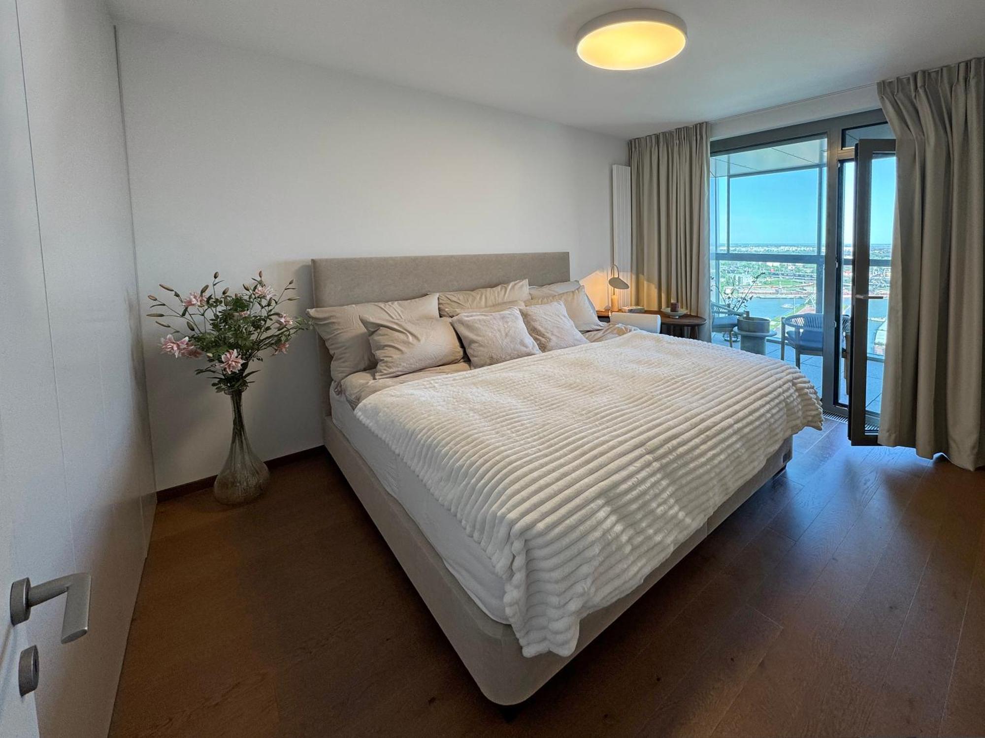Luxury 34th Floor Eurovea Tower